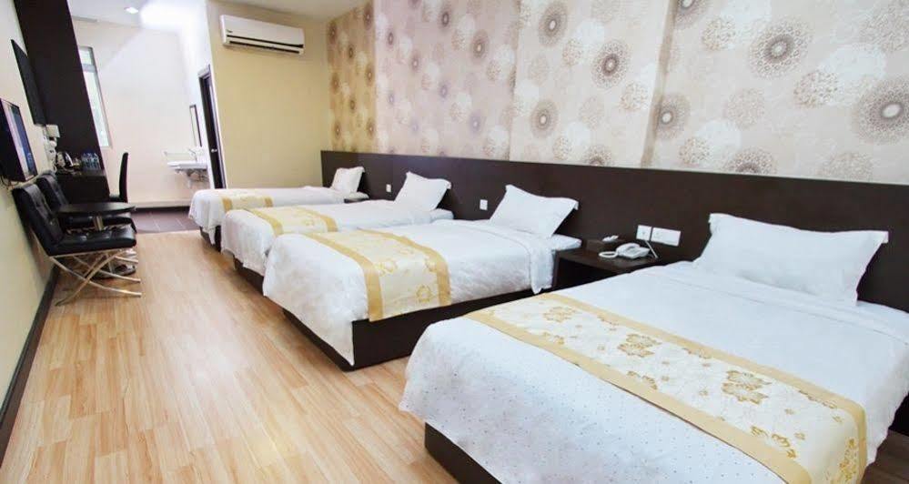 Hotel Tebrau CT Johor Bahru Exterior foto