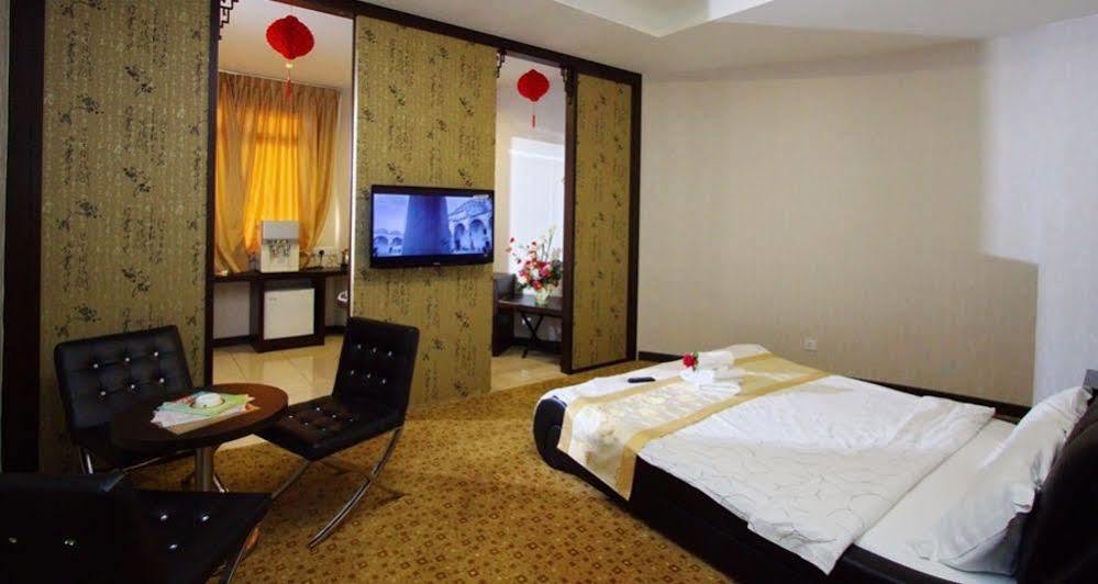 Hotel Tebrau CT Johor Bahru Exterior foto